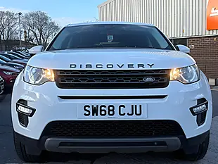 Used 2018 Land Rover Discovery Sport Se Tech White - Interior and Exterior details 4
