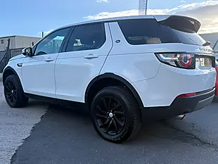 Used 2018 Land Rover Discovery Sport Se Tech White - Interior and Exterior details 8