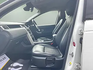 Used 2018 Land Rover Discovery Sport Se Tech White - Interior and Exterior details 18