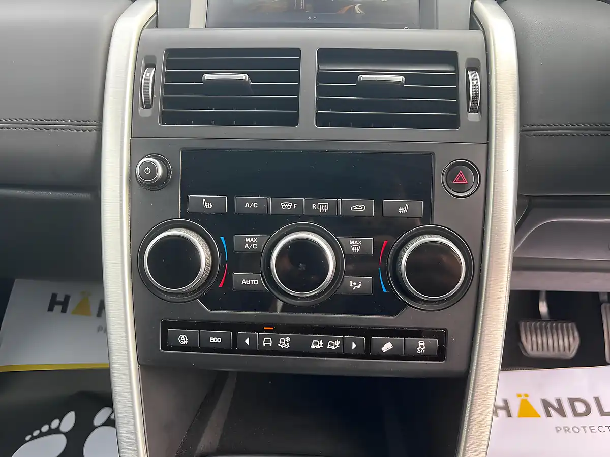 Used 2018 Land Rover Discovery Sport Se Tech White - Interior and Exterior details 20