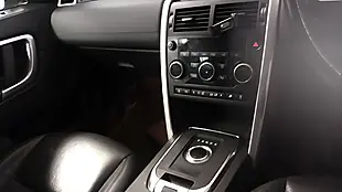 Used 2018 Land Rover Discovery Sport Se Tech White - Interior and Exterior details 11