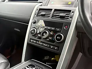 Used 2018 Land Rover Discovery Sport Se Tech Zambezi Silver - Interior and Exterior details 16