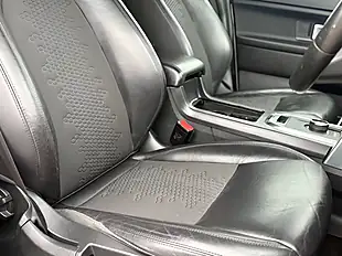 Used 2018 Land Rover Discovery Sport Se Tech Zambezi Silver - Interior and Exterior details 20
