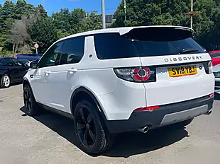 Used 2018 Land Rover Discovery Sport Se White - Interior and Exterior details 8