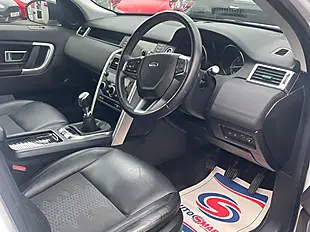 Used 2018 Land Rover Discovery Sport Se White - Interior and Exterior details 12