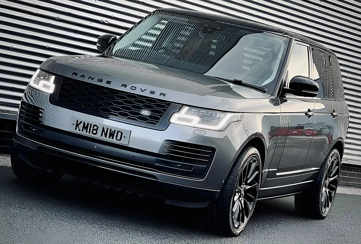 Used 2018 Land Rover Range Rover Autobiography Grey - Interior and Exterior details 5