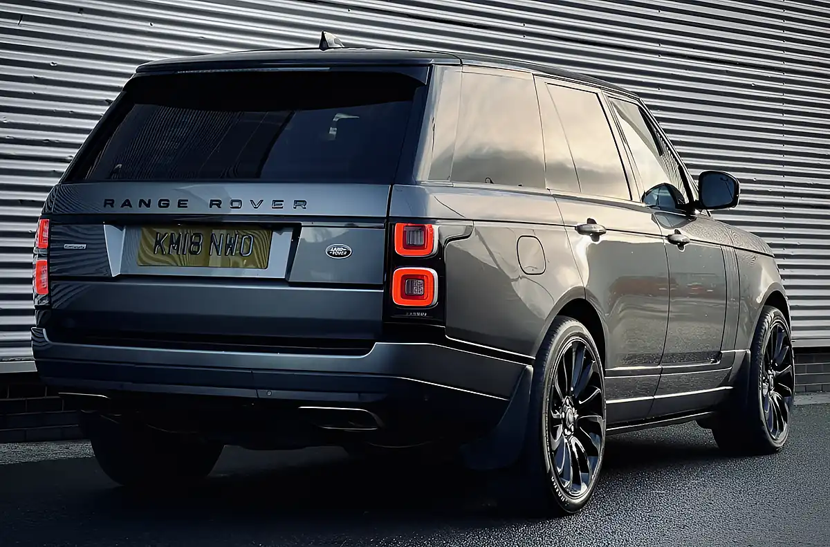 Used 2018 Land Rover Range Rover Autobiography Grey - Interior and Exterior details 8