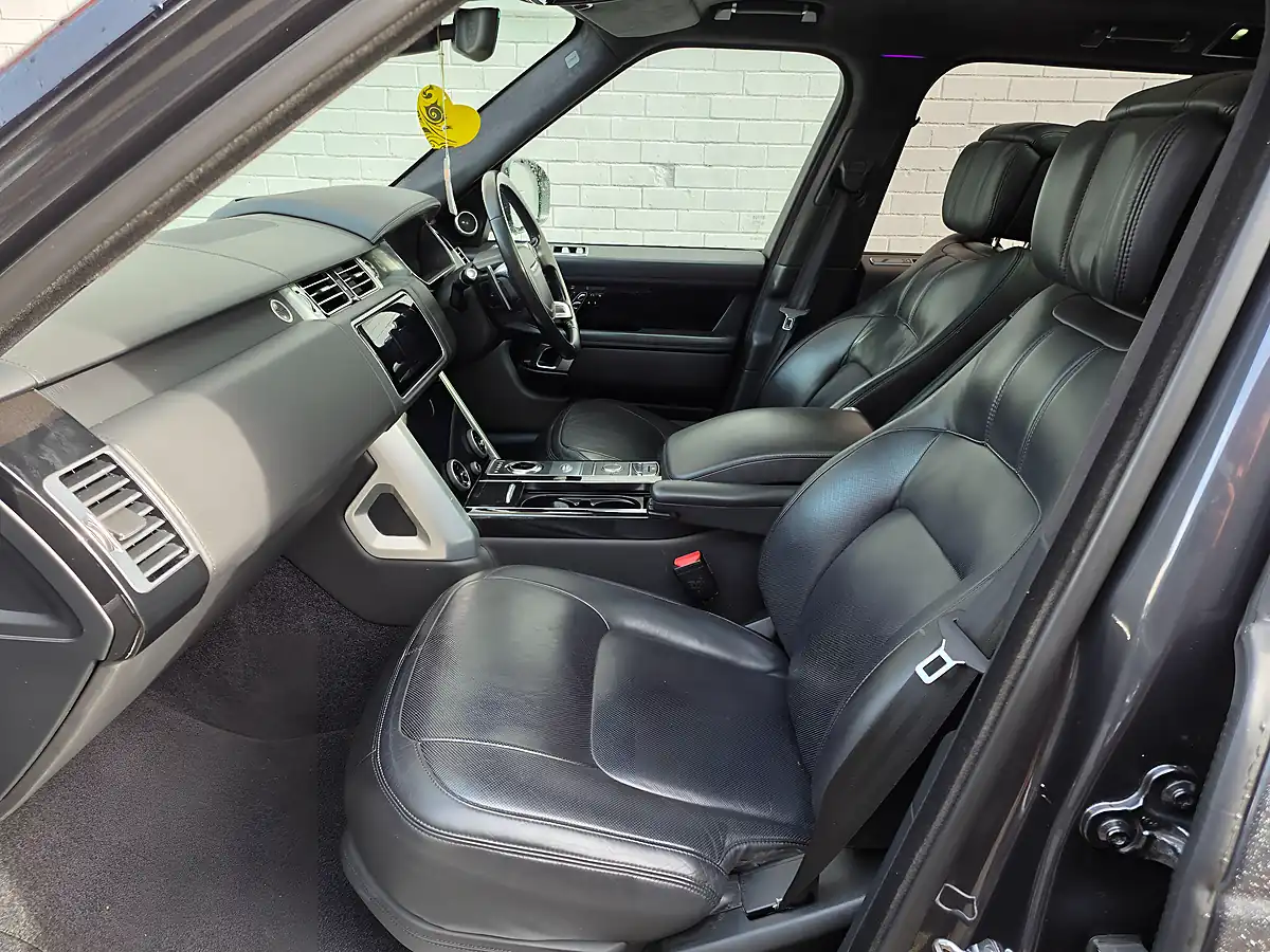 Used 2018 Land Rover Range Rover Autobiography Grey - Interior and Exterior details 19