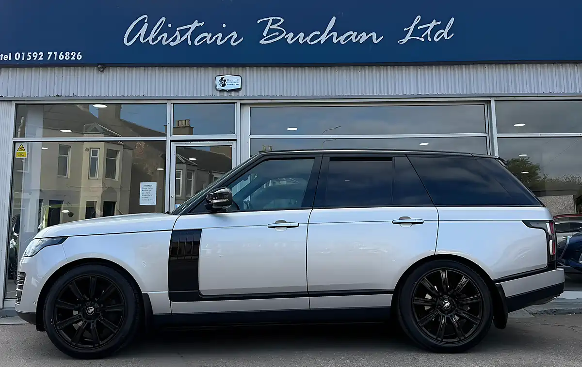 Used 2018 Land Rover Range Rover Autobiography Silver - Interior and Exterior details 2