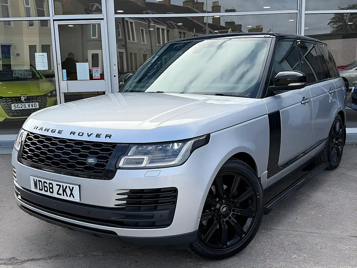 Used 2018 Land Rover Range Rover Autobiography Silver - Interior and Exterior details 5