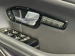 Used 2018 Land Rover Range Rover Evoque Autobiography Carpathian Grey - Interior and Exterior details 16