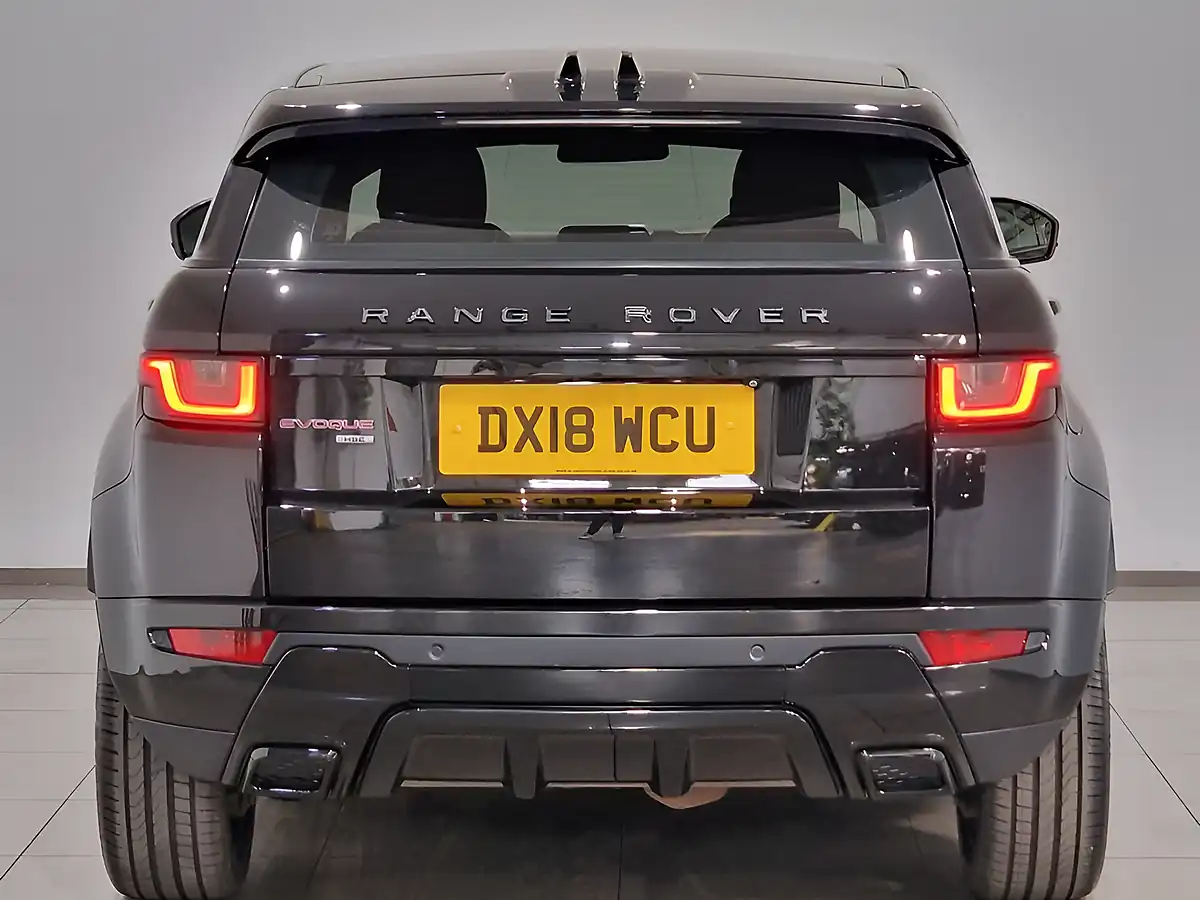 Used 2018 Land Rover Range Rover Evoque Hse Dynamic Black - Interior and Exterior details 5