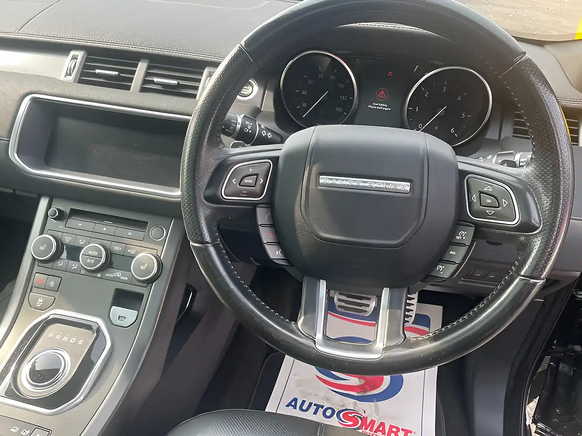 Used 2018 Land Rover Range Rover Evoque Hse Dynamic Black - Interior and Exterior details 10