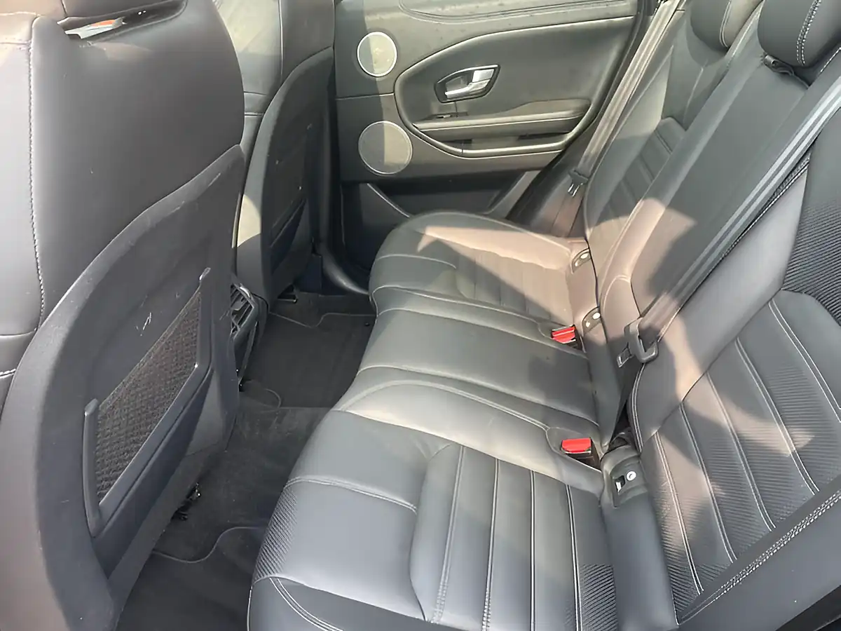 Used 2018 Land Rover Range Rover Evoque Hse Dynamic Black - Interior and Exterior details 14