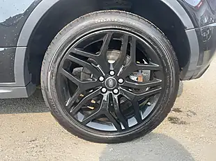Used 2018 Land Rover Range Rover Evoque Hse Dynamic Black - Interior and Exterior details 17