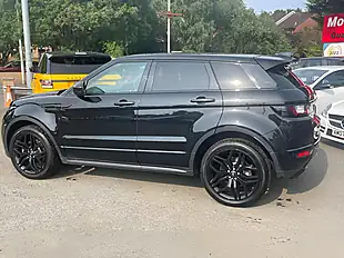 Used 2018 Land Rover Range Rover Evoque Hse Dynamic Black - Interior and Exterior details 4