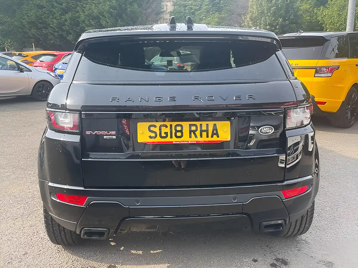 Used 2018 Land Rover Range Rover Evoque Hse Dynamic Black - Interior and Exterior details 5