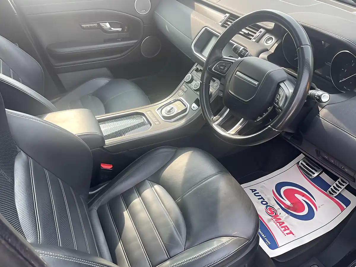 Used 2018 Land Rover Range Rover Evoque Hse Dynamic Black - Interior and Exterior details 8