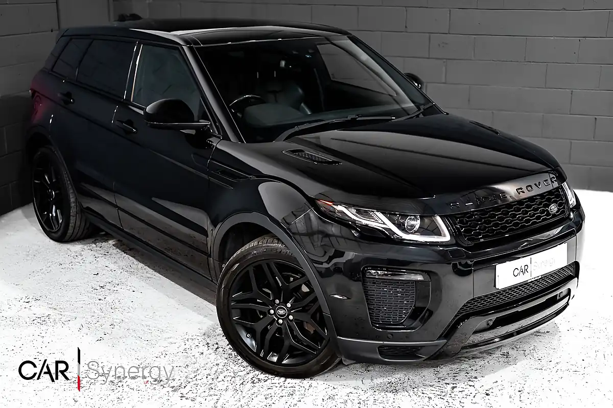 Used 2018 Land Rover Range Rover Evoque Hse Dynamic Black - Front View