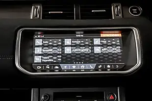 Used 2018 Land Rover Range Rover Evoque Hse Dynamic Black - Interior and Exterior details 16