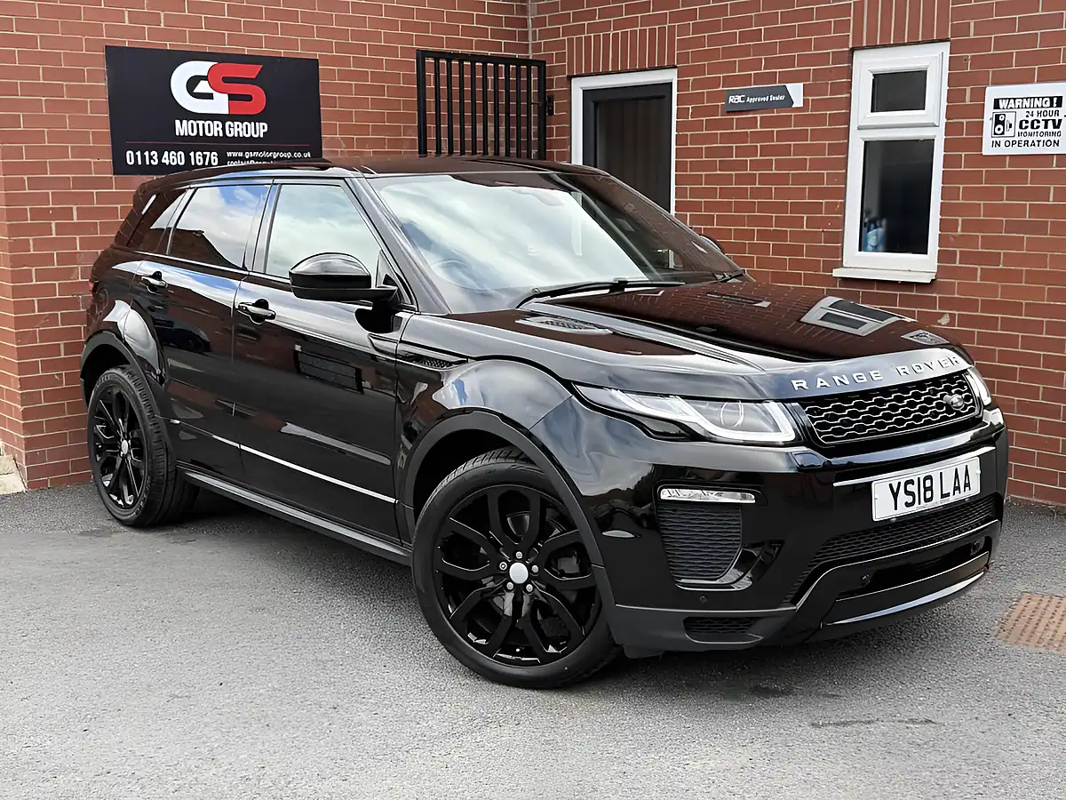 Used 2018 Land Rover Range Rover Evoque Hse Dynamic Black - Front View