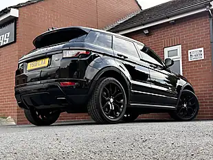 Used 2018 Land Rover Range Rover Evoque Hse Dynamic Black - Interior and Exterior details 10