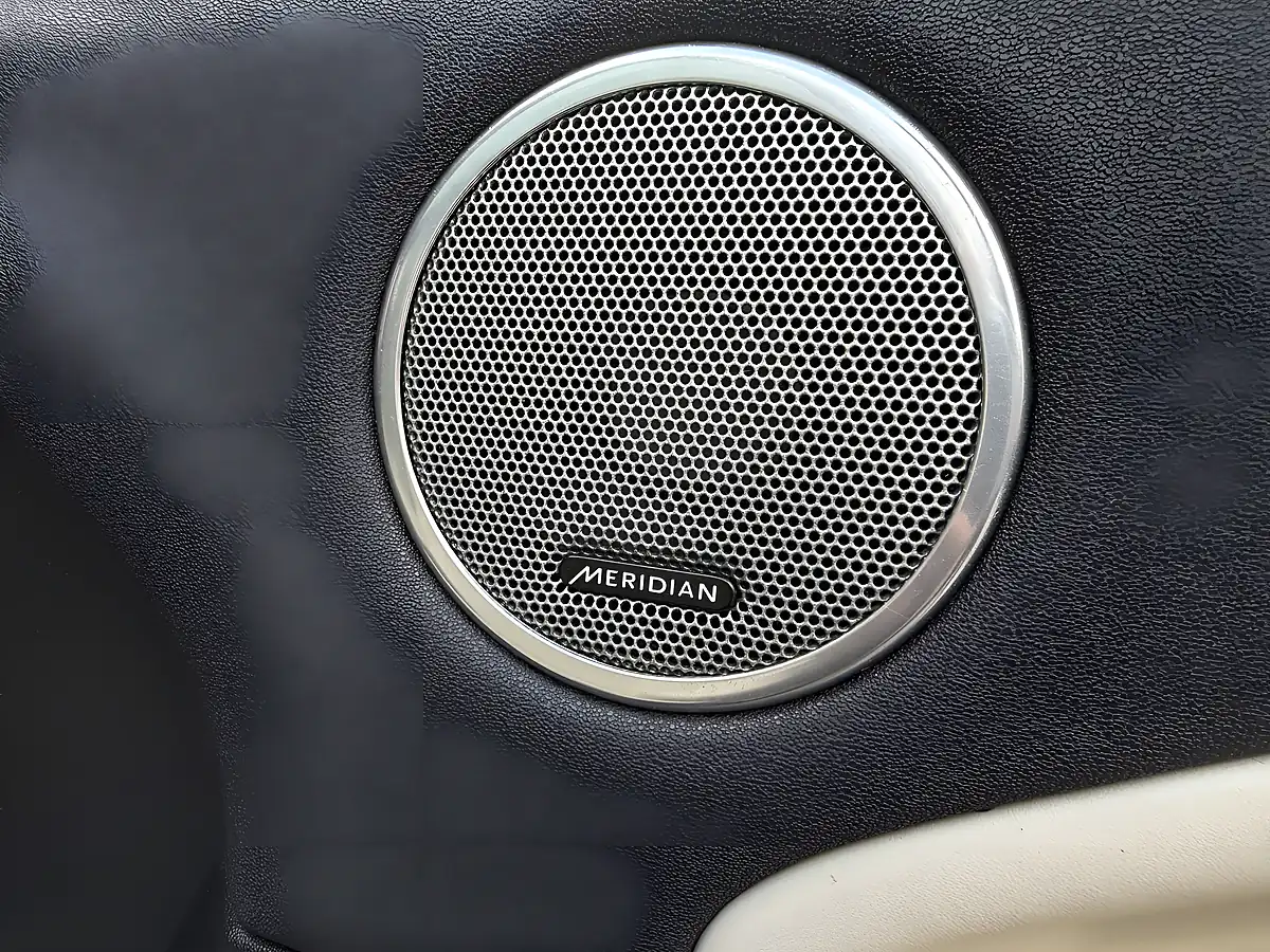 Used 2018 Land Rover Range Rover Evoque Hse Dynamic Black - Interior and Exterior details 13