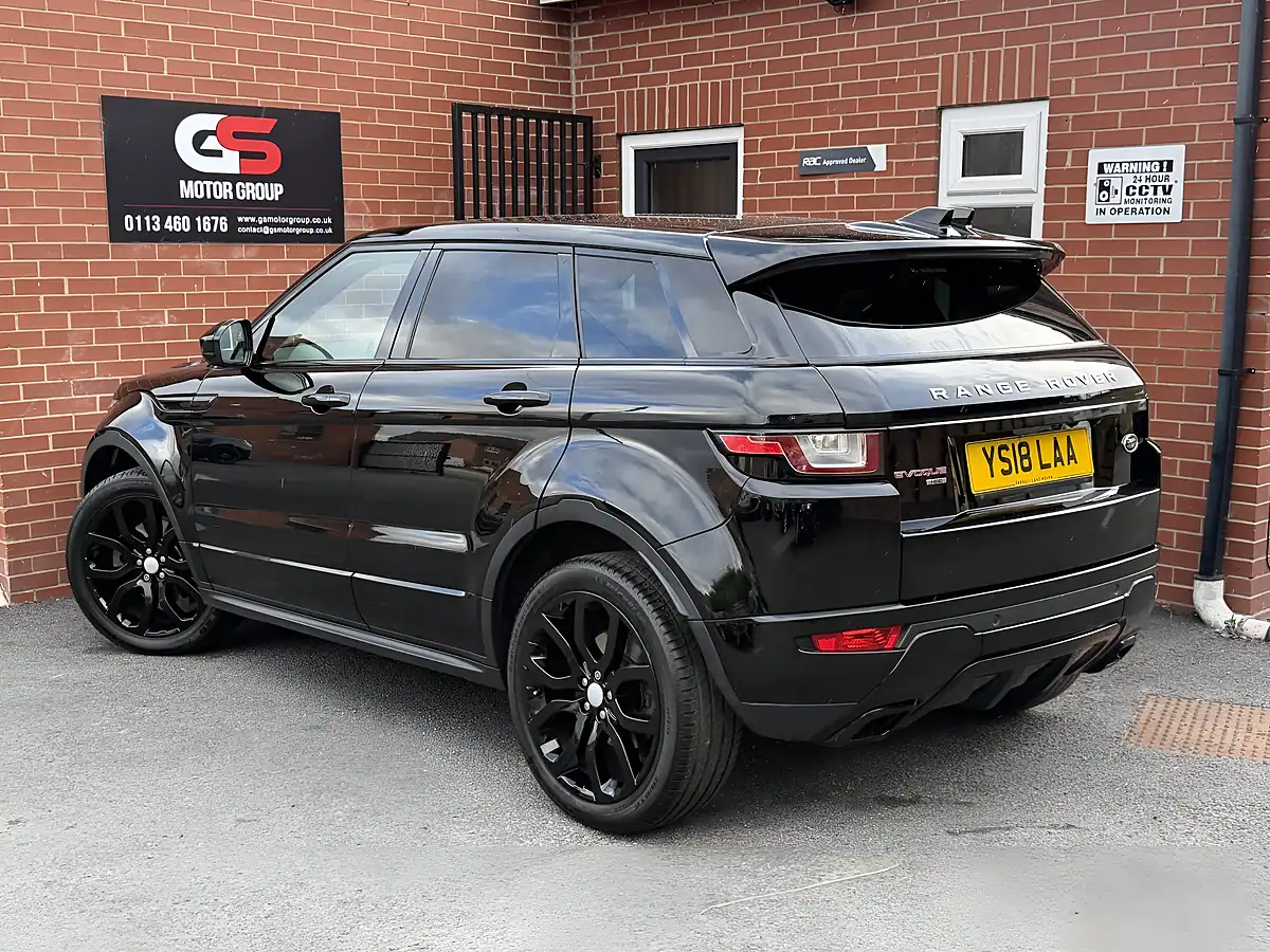 Used 2018 Land Rover Range Rover Evoque Hse Dynamic Black - Interior and Exterior details 7