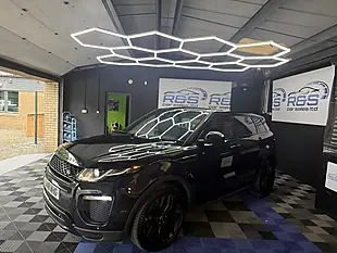 Used 2018 Land Rover Range Rover Evoque Hse Dynamic Black - Interior and Exterior details 16