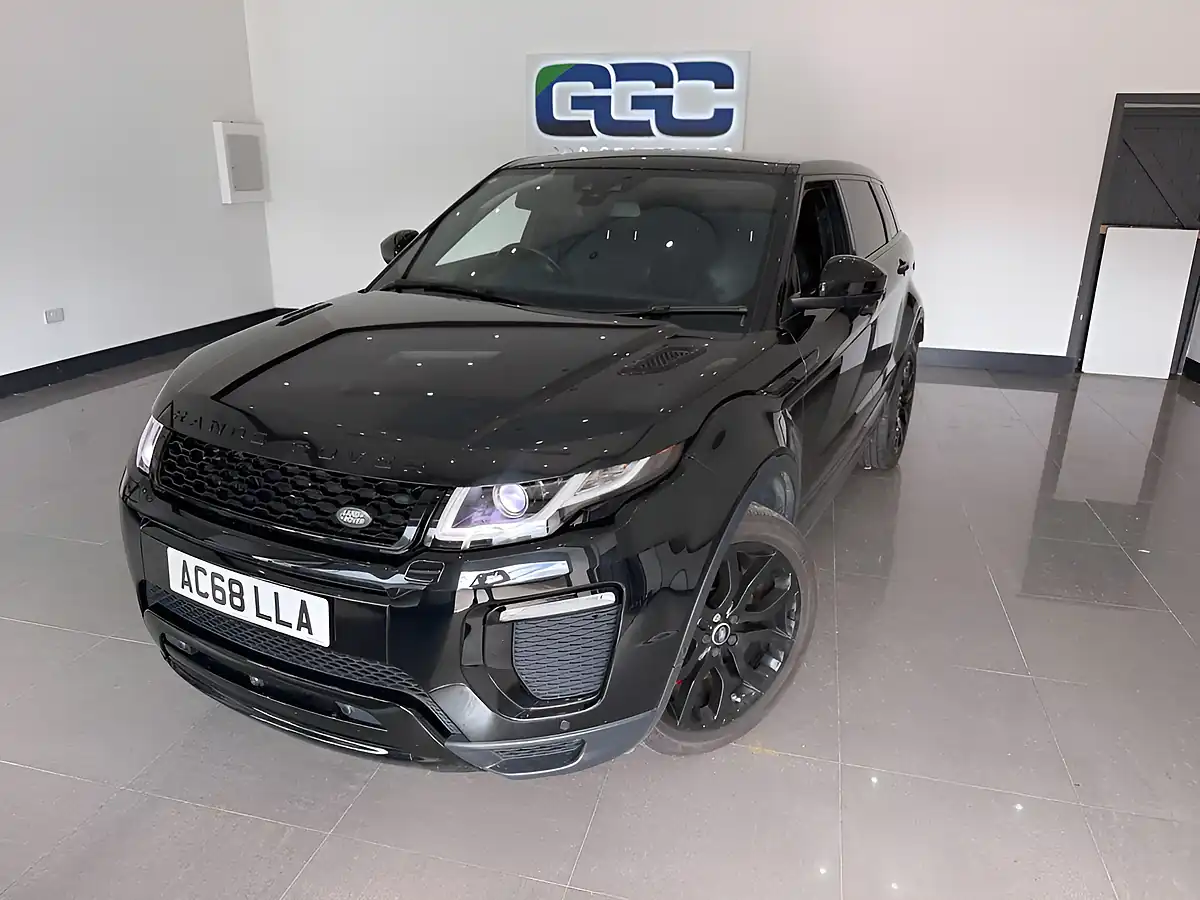 Used 2018 Land Rover Range Rover Evoque Hse Dynamic Black - Interior and Exterior details 5