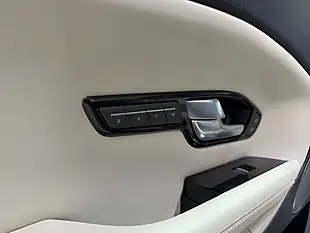 Used 2018 Land Rover Range Rover Evoque Hse Dynamic Black - Interior and Exterior details 15