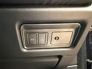 Used 2018 Land Rover Range Rover Evoque Hse Dynamic Blue - Interior and Exterior details 20
