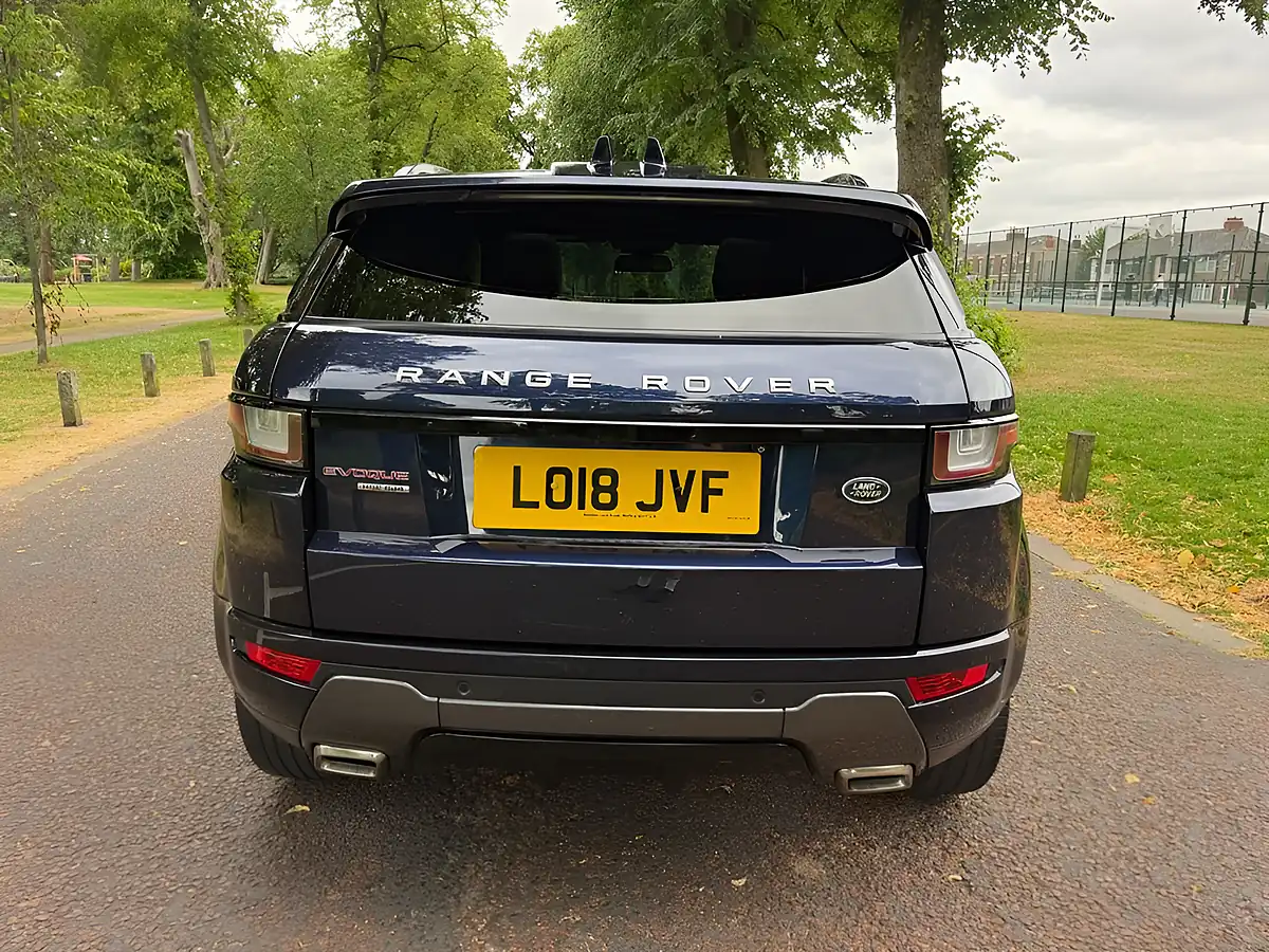 Used 2018 Land Rover Range Rover Evoque Hse Dynamic Blue - Interior and Exterior details 4