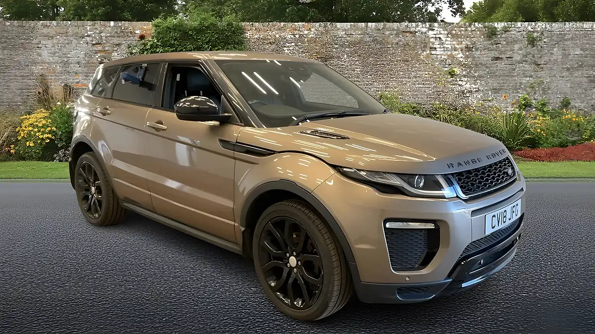 Used 2018 Land Rover Range Rover Evoque Hse Dynamic Brown - Front View