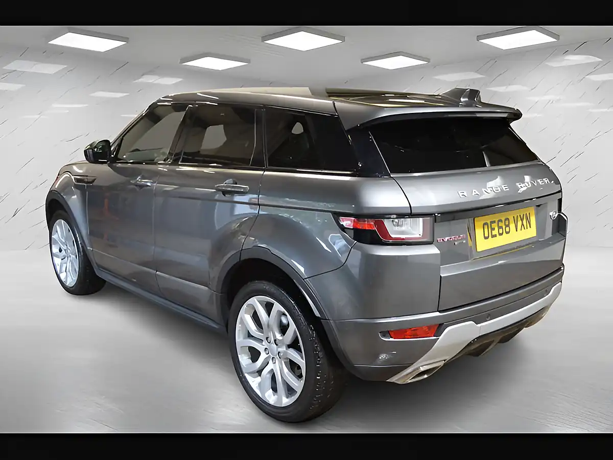 Used 2018 Land Rover Range Rover Evoque Hse Dynamic Corris Grey - Interior and Exterior details 6