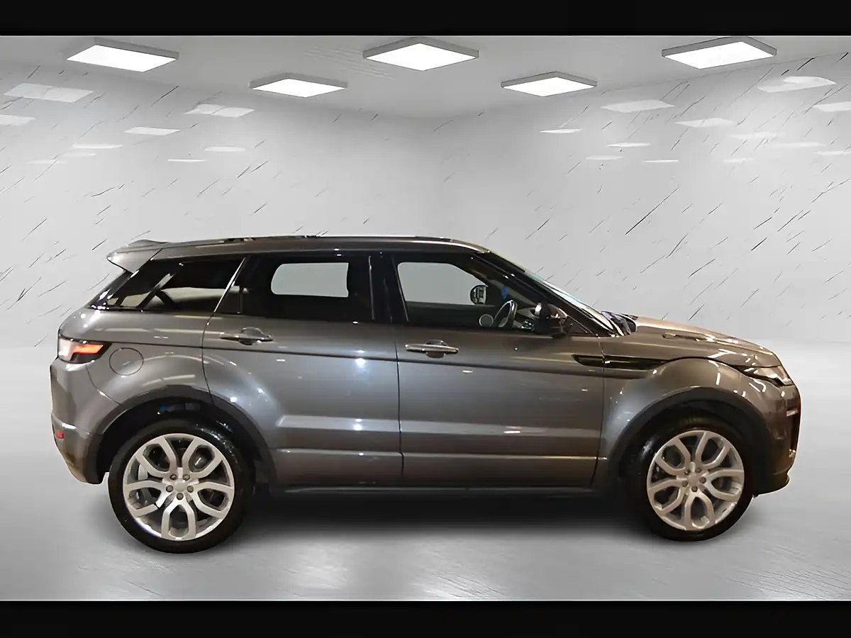 Used 2018 Land Rover Range Rover Evoque Hse Dynamic Corris Grey - Interior and Exterior details 9