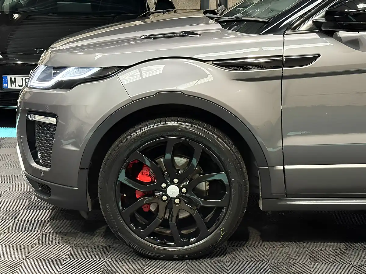Used 2018 Land Rover Range Rover Evoque Hse Dynamic Grey - Interior and Exterior details 14