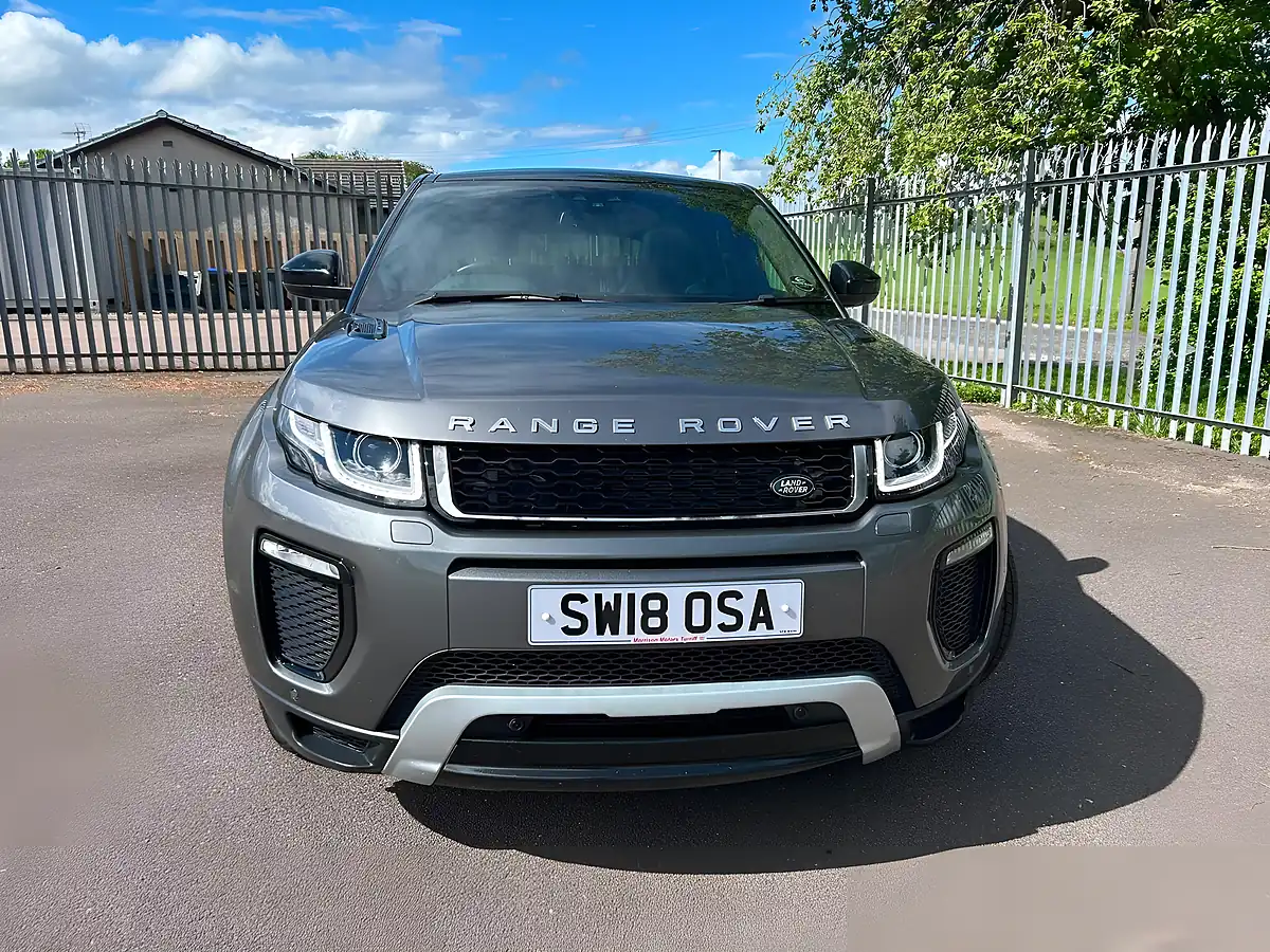 Used 2018 Land Rover Range Rover Evoque Hse Dynamic Grey - Interior and Exterior details 2