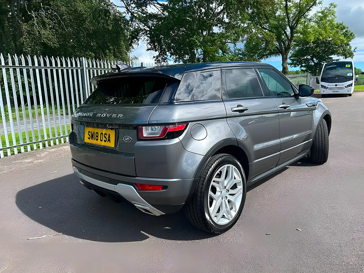 Used 2018 Land Rover Range Rover Evoque Hse Dynamic Grey - Interior and Exterior details 6
