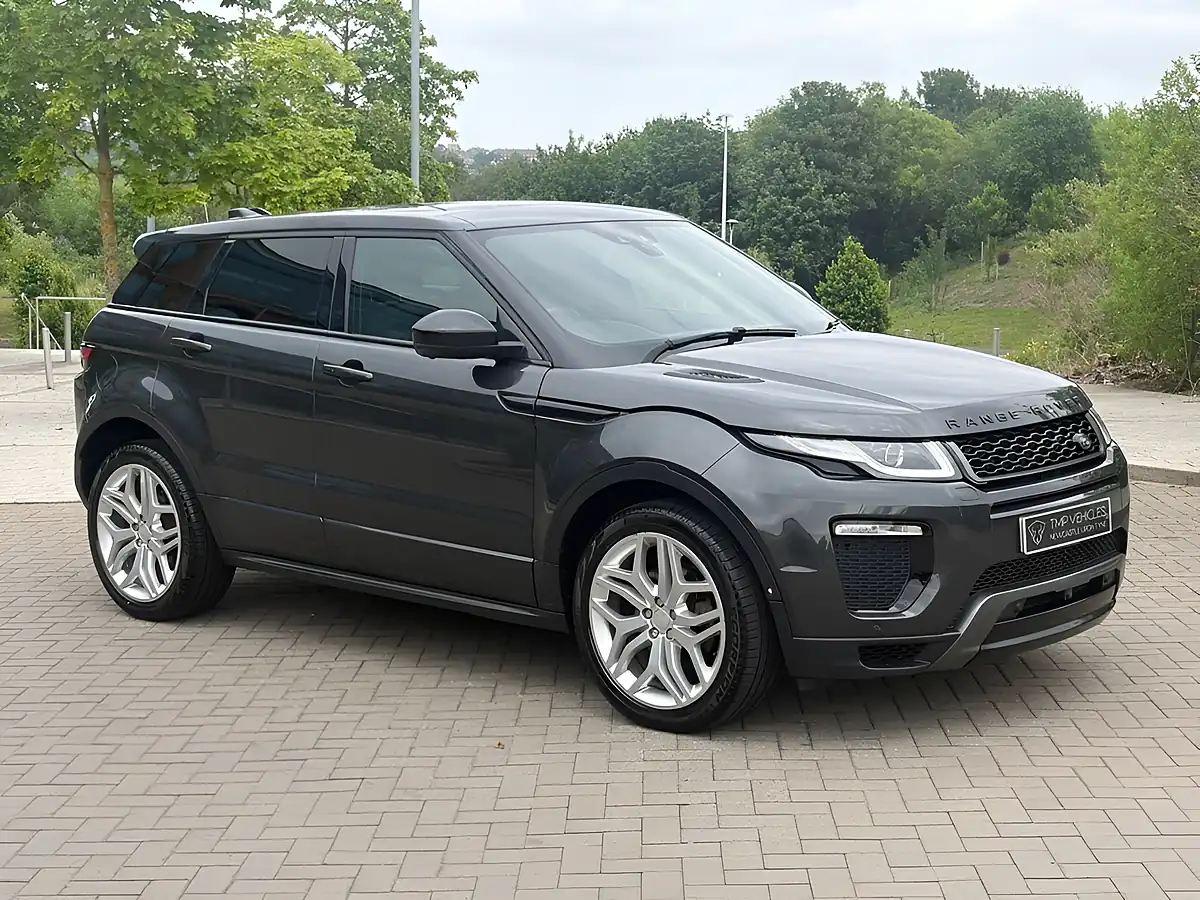 Used 2018 Land Rover Range Rover Evoque Hse Dynamic Grey - Front View