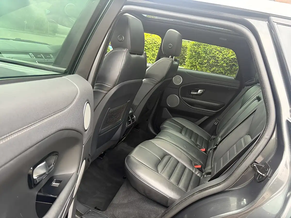 Used 2018 Land Rover Range Rover Evoque Hse Dynamic Grey - Interior and Exterior details 16