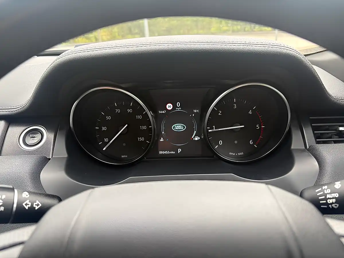 Used 2018 Land Rover Range Rover Evoque Hse Dynamic Grey - Interior and Exterior details 18