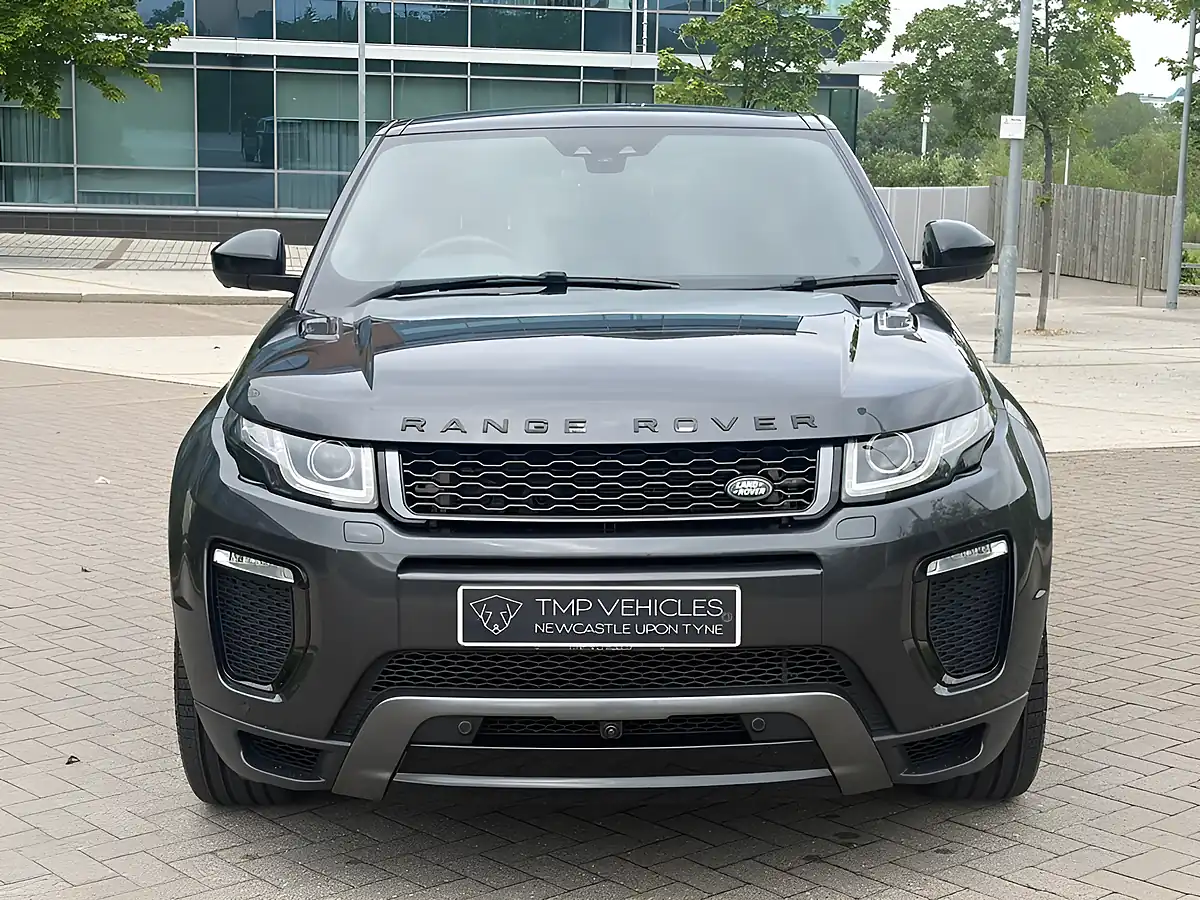 Used 2018 Land Rover Range Rover Evoque Hse Dynamic Grey - Interior and Exterior details 5