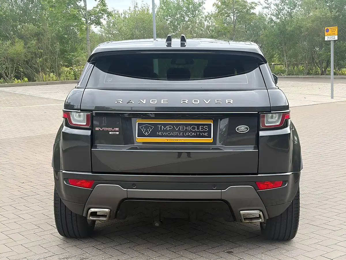 Used 2018 Land Rover Range Rover Evoque Hse Dynamic Grey - Interior and Exterior details 6