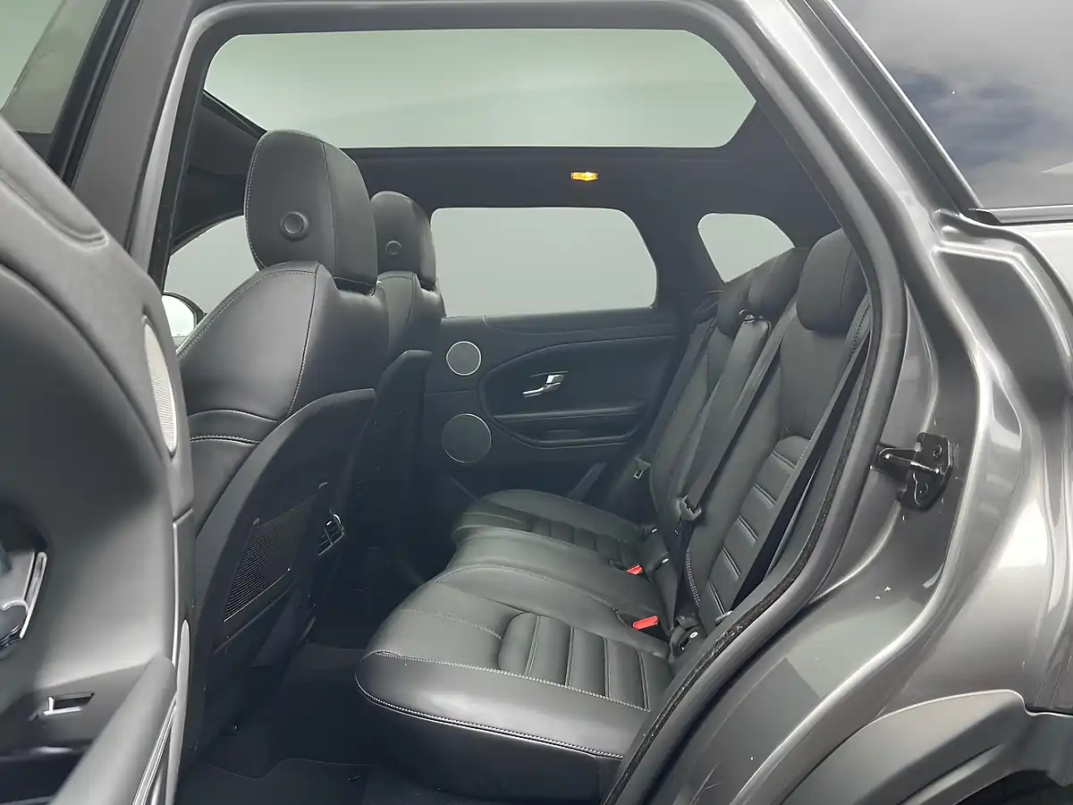 Used 2018 Land Rover Range Rover Evoque Hse Dynamic Grey - Interior and Exterior details 14