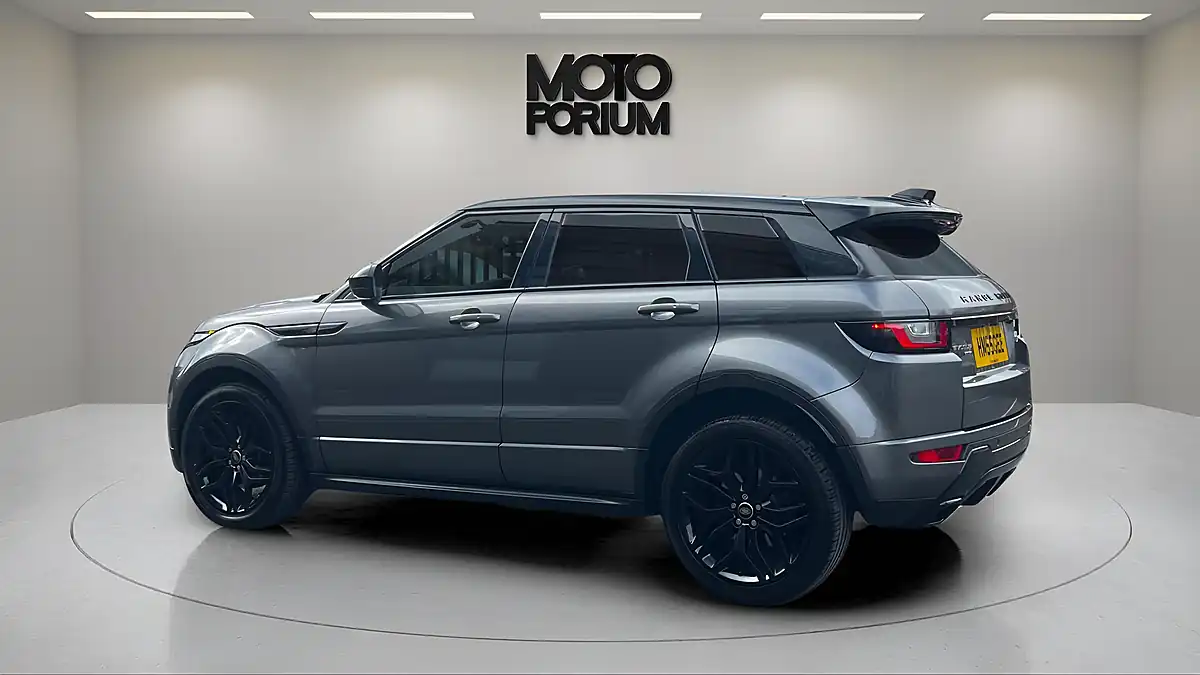 Used 2018 Land Rover Range Rover Evoque Hse Dynamic Grey - Interior and Exterior details 4