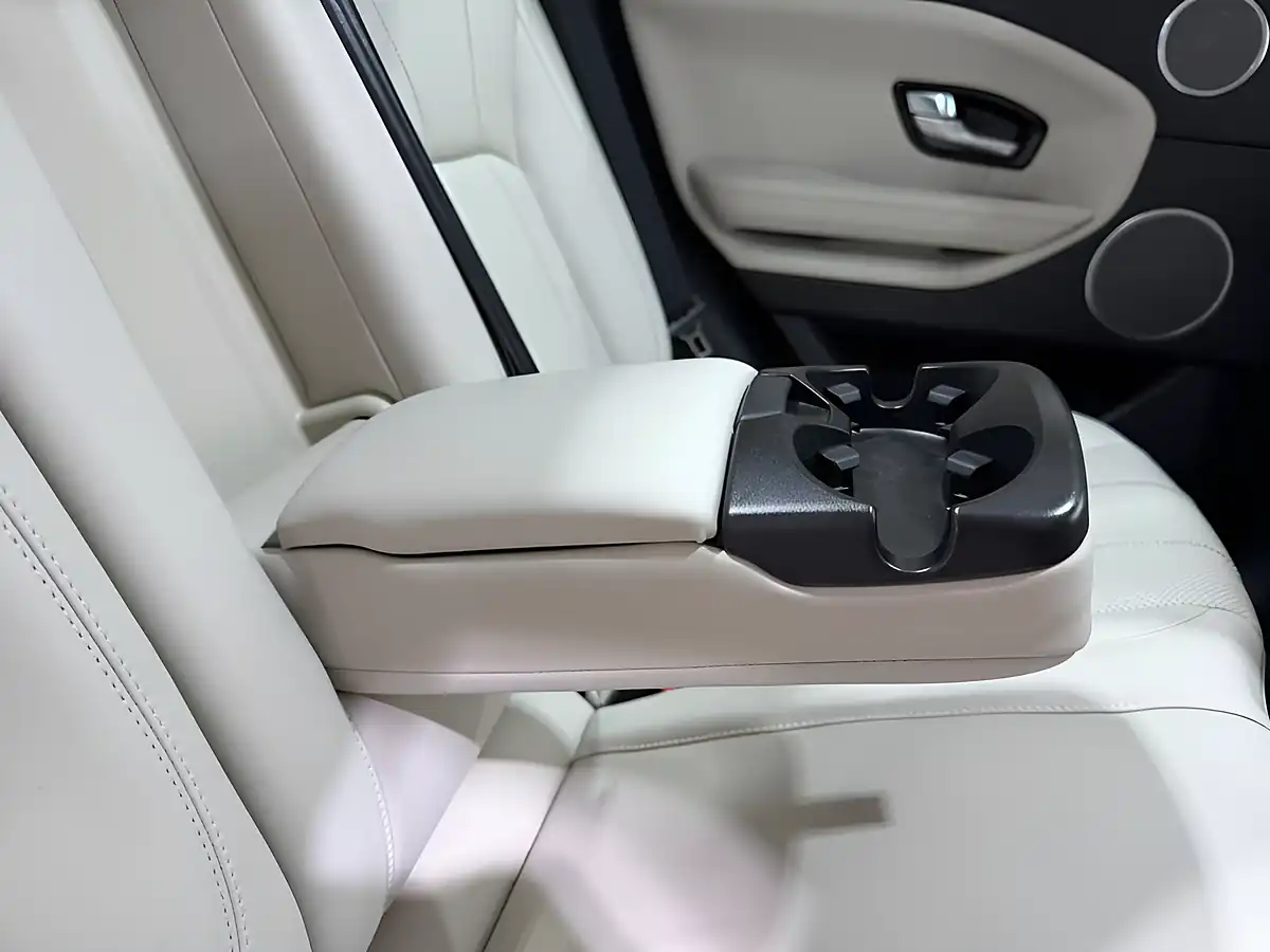 Used 2018 Land Rover Range Rover Evoque Hse Dynamic Grey - Interior and Exterior details 19