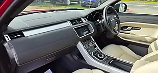 Used 2018 Land Rover Range Rover Evoque Hse Dynamic Red - Interior and Exterior details 17