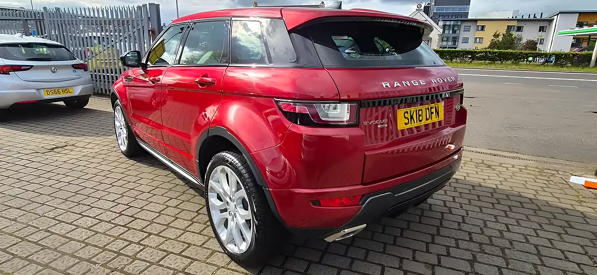 Used 2018 Land Rover Range Rover Evoque Hse Dynamic Red - Interior and Exterior details 4