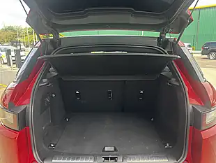 Used 2018 Land Rover Range Rover Evoque Hse Dynamic Red - Interior and Exterior details 12